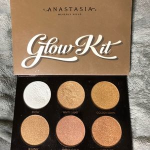 Anastasia Beverly Hills Glow Kit
